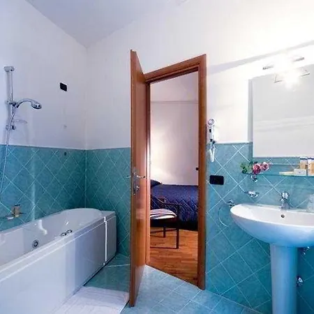 Отель A.rivederci Roma Luxury 4*